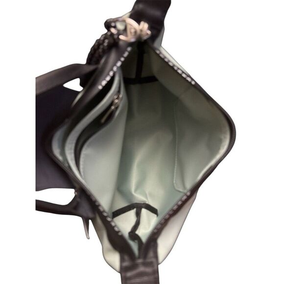 Longchamp Large Le Pliage Energy Recycled Canvas Cosmetics Case Color Vervain - Picture 5 of 6